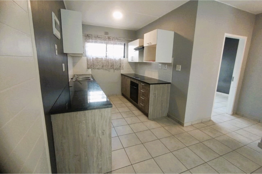 2 Bedroom Property for Sale in Parklands North Western Cape